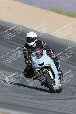 media/Nov-15-2024-CVMA Friday Practice (Fri) [[b142d29251]]/4-Group 4 and Trackday/Session 2 (Turn 10)/